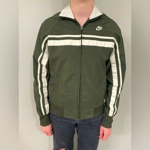 Vintage Olive Green Nike Windbreaker